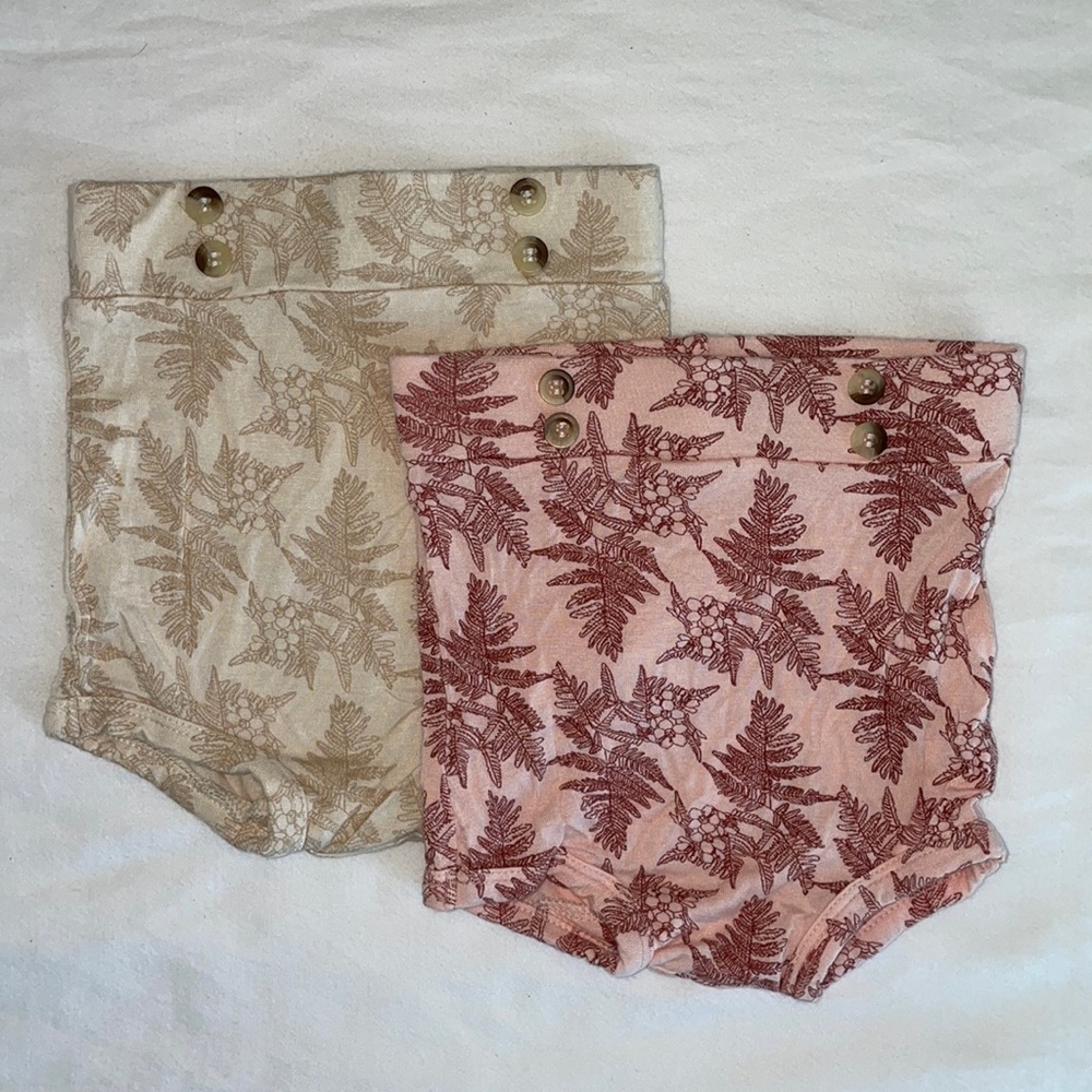 Kate Quinn Set of 2